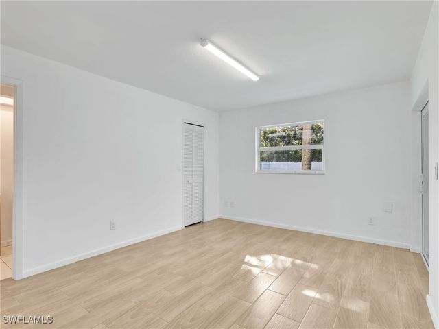 4590 28th AVE SW, Naples, FL 34116