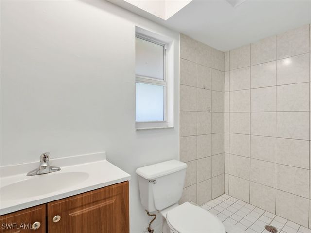 4590 28th AVE SW, Naples, FL 34116