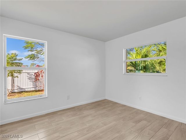 4590 28th AVE SW, Naples, FL 34116