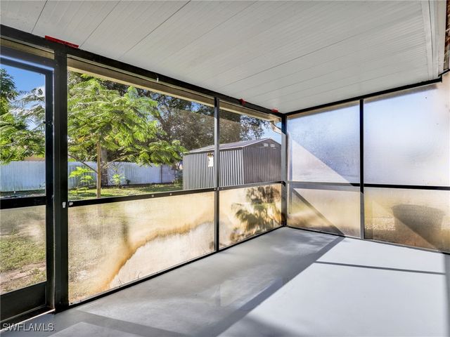 4590 28th AVE SW, Naples, FL 34116