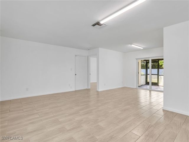 4590 28th AVE SW, Naples, FL 34116