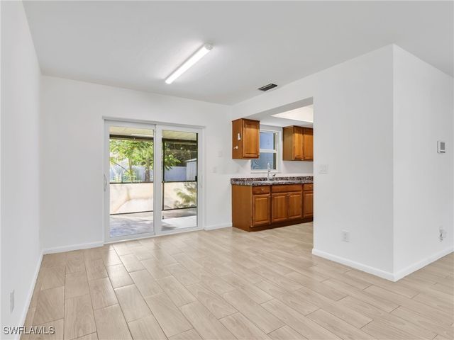 4590 28th AVE SW, Naples, FL 34116