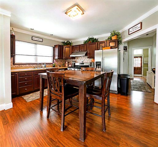 2133 N 75th Avenue, Elmwood Park, IL 60707