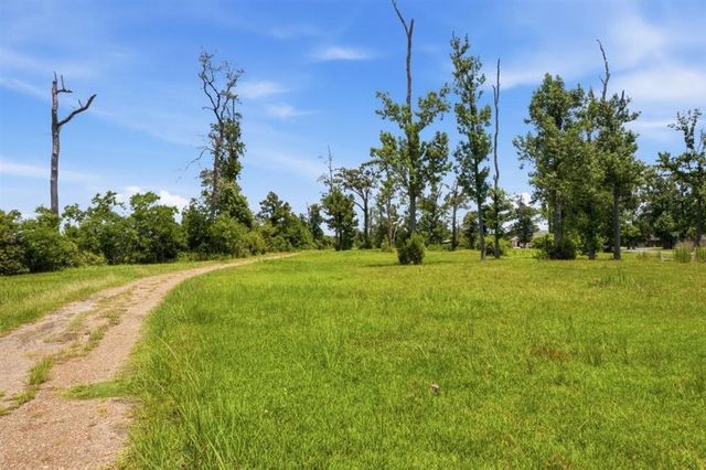3633 Holly Hill Rd Road, Lake Charles, LA 70605