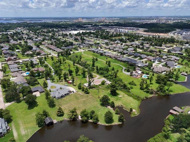 3633 Holly Hill Rd Road, Lake Charles, LA 70605