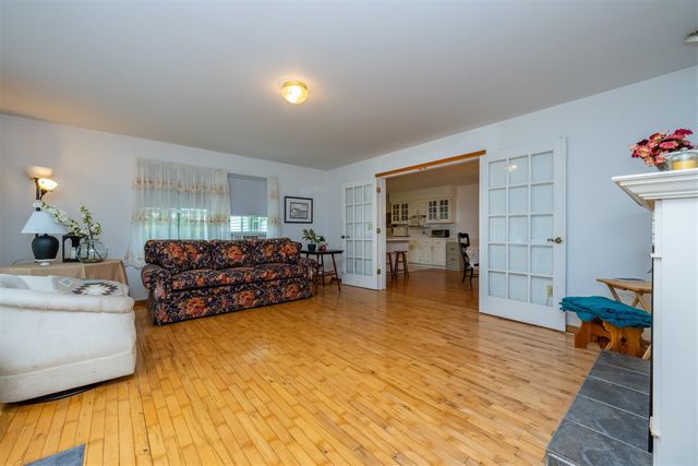 8535 Eau Claire Road, Berrien Center, MI 49102