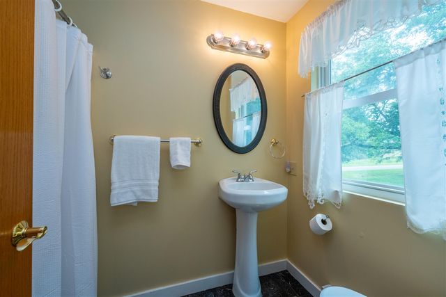 8535 Eau Claire Road, Berrien Center, MI 49102