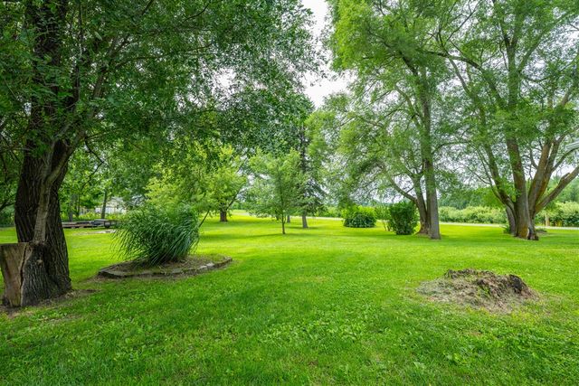 8535 Eau Claire Road, Berrien Center, MI 49102