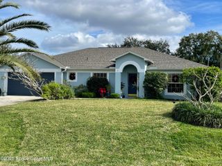 1585 Barton Avenue NW, Palm Bay, FL 32907