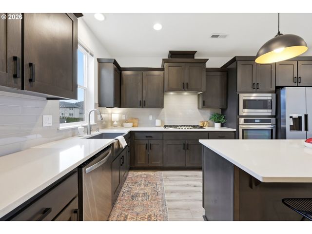 17080 Se TROGE Rd, Happy Valley, OR 97086