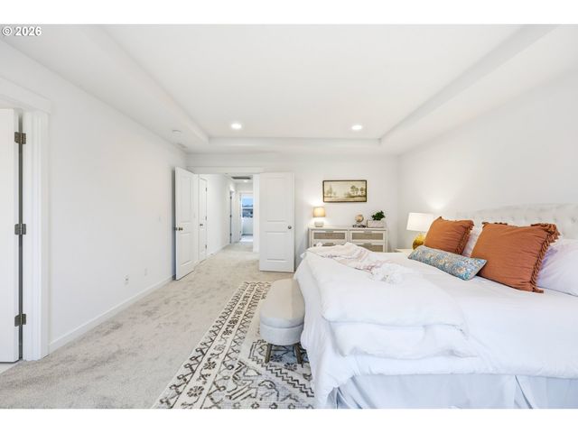 17080 Se TROGE Rd, Happy Valley, OR 97086