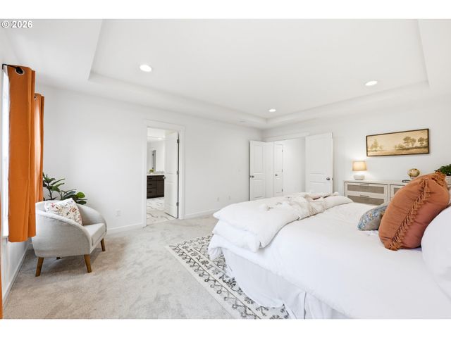 17080 Se TROGE Rd, Happy Valley, OR 97086