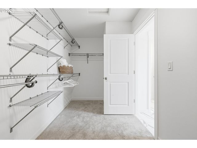 17080 Se TROGE Rd, Happy Valley, OR 97086