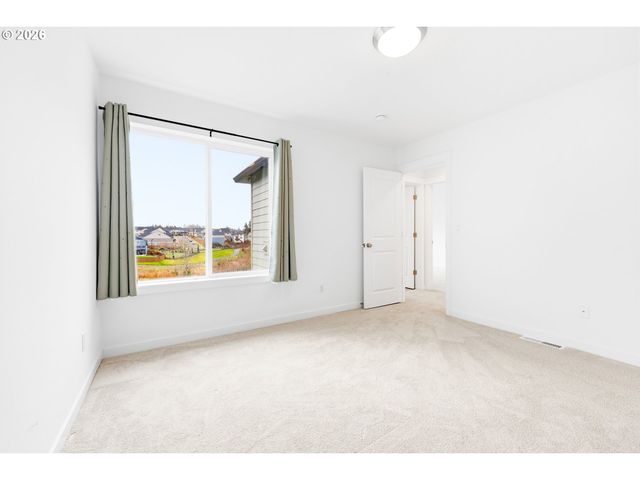 17080 Se TROGE Rd, Happy Valley, OR 97086