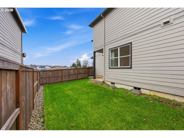 17080 Se TROGE Rd, Happy Valley, OR 97086