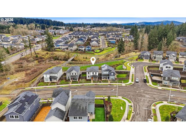 17080 Se TROGE Rd, Happy Valley, OR 97086