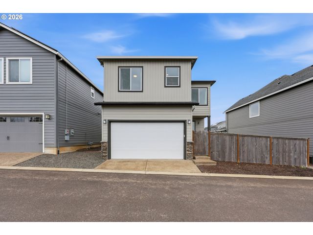 17080 Se TROGE Rd, Happy Valley, OR 97086