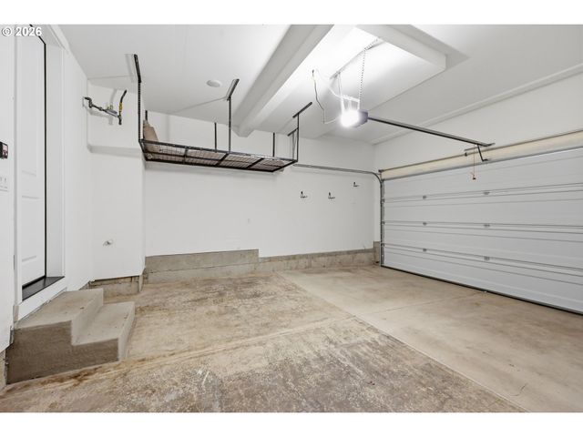 17080 Se TROGE Rd, Happy Valley, OR 97086