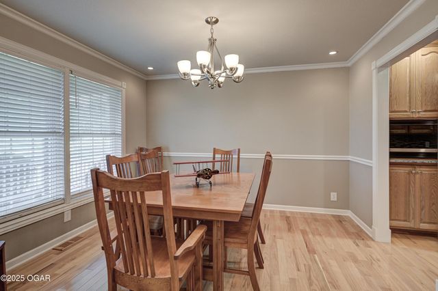 9895 County Lane 93, Carthage, MO 64836