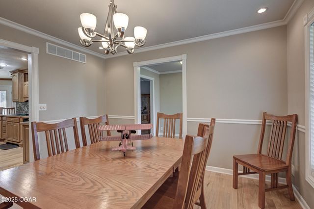 9895 County Lane 93, Carthage, MO 64836