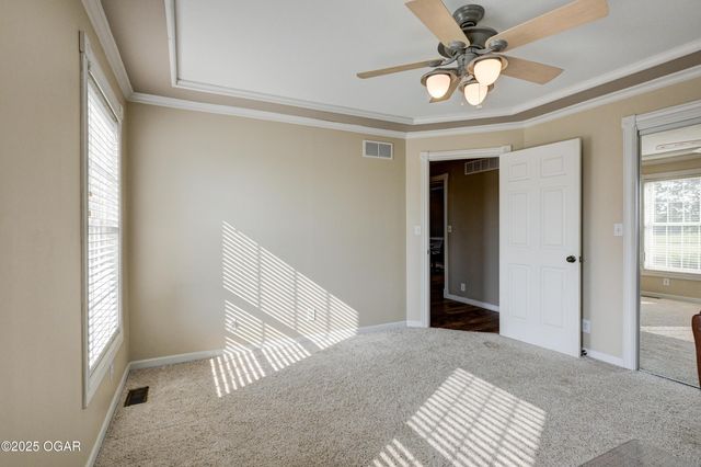 9895 County Lane 93, Carthage, MO 64836