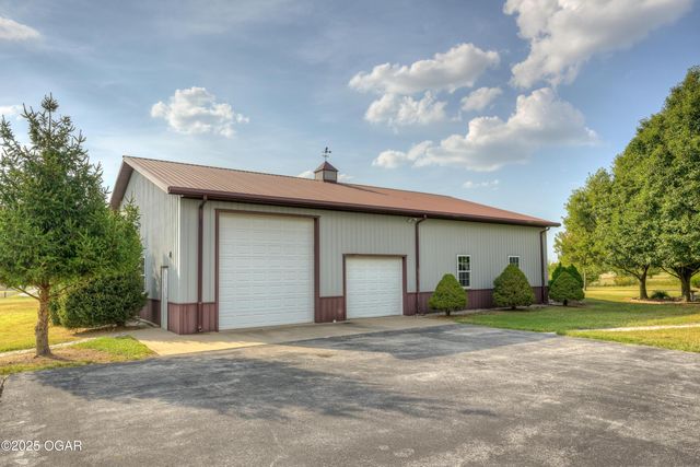 9895 County Lane 93, Carthage, MO 64836