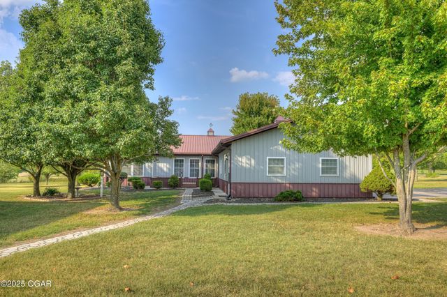 9895 County Lane 93, Carthage, MO 64836