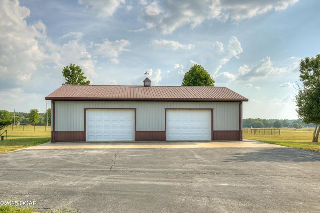 9895 County Lane 93, Carthage, MO 64836