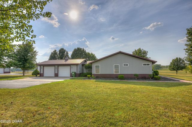 9895 County Lane 93, Carthage, MO 64836