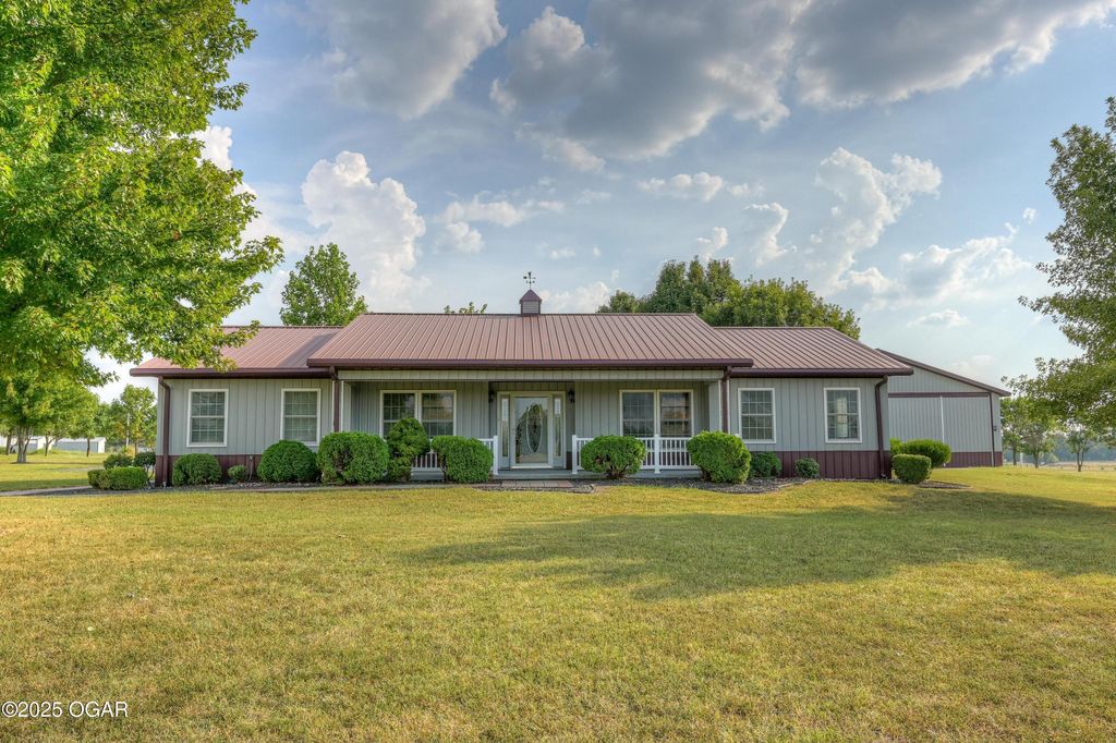 9895 County Lane 93, Carthage, MO 64836