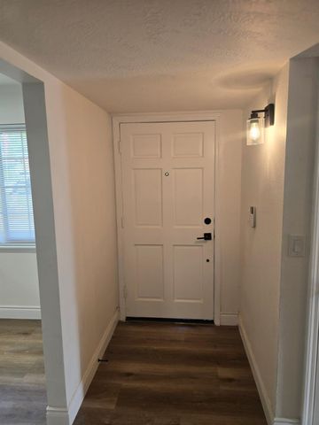 4115 E Dayton Avenue, Fresno, CA 93726