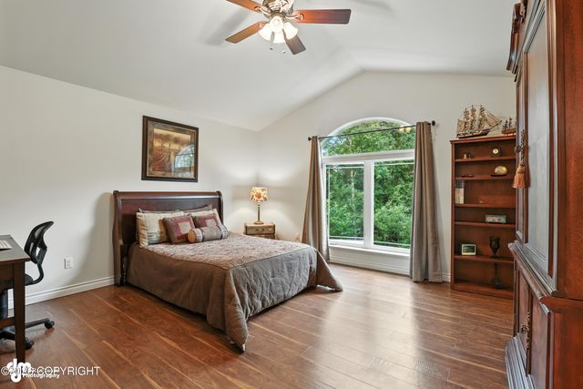 2900 N Barrys Resort Drive, Wasilla, AK 99654