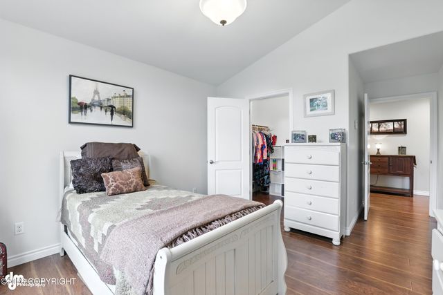 2900 N Barrys Resort Drive, Wasilla, AK 99654