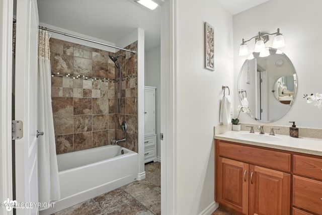 2900 N Barrys Resort Drive, Wasilla, AK 99654
