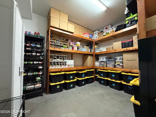 2900 N Barrys Resort Drive, Wasilla, AK 99654