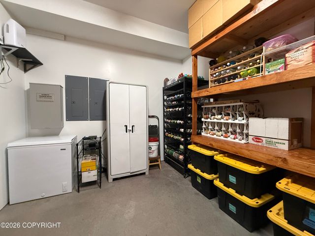 2900 N Barrys Resort Drive, Wasilla, AK 99654