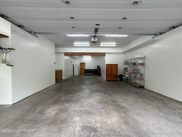 2900 N Barrys Resort Drive, Wasilla, AK 99654