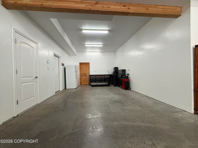 2900 N Barrys Resort Drive, Wasilla, AK 99654
