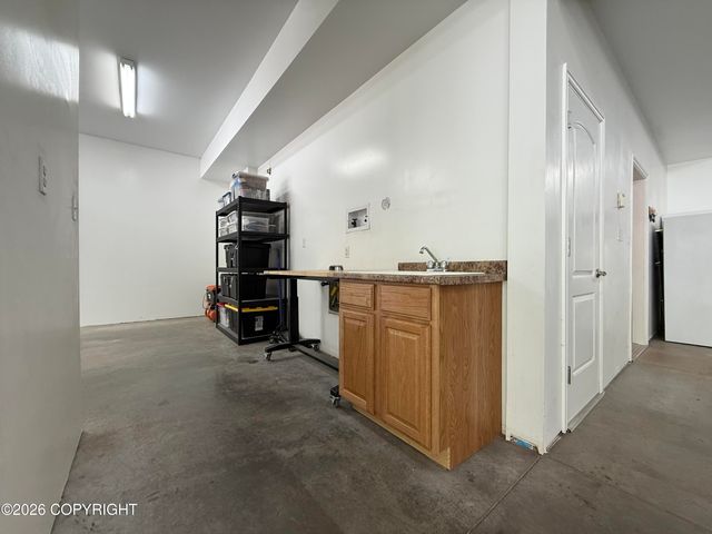 2900 N Barrys Resort Drive, Wasilla, AK 99654