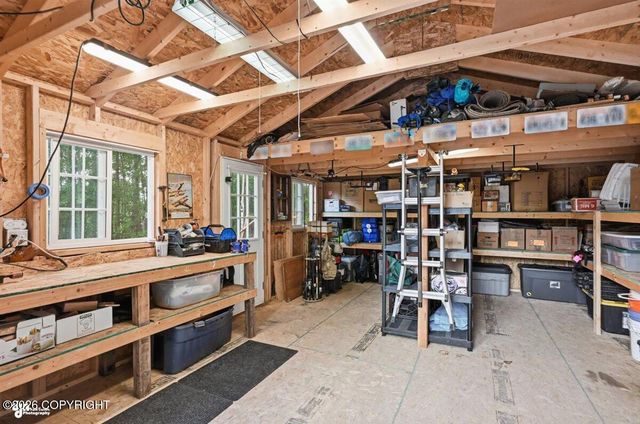 2900 N Barrys Resort Drive, Wasilla, AK 99654