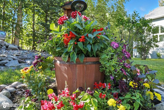 2900 N Barrys Resort Drive, Wasilla, AK 99654