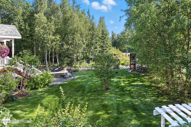 2900 N Barrys Resort Drive, Wasilla, AK 99654