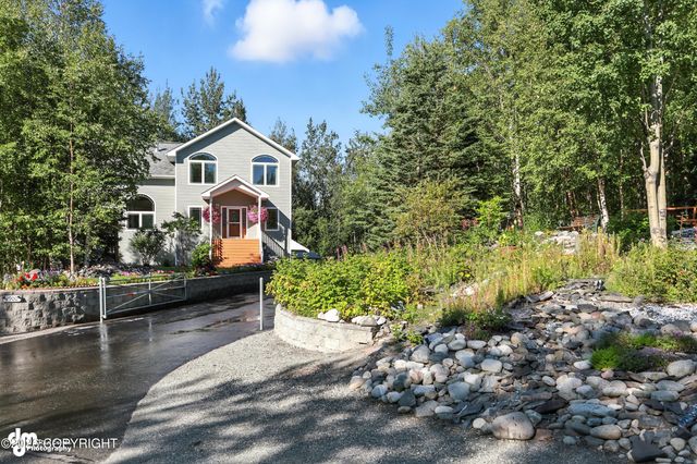 2900 N Barrys Resort Drive, Wasilla, AK 99654