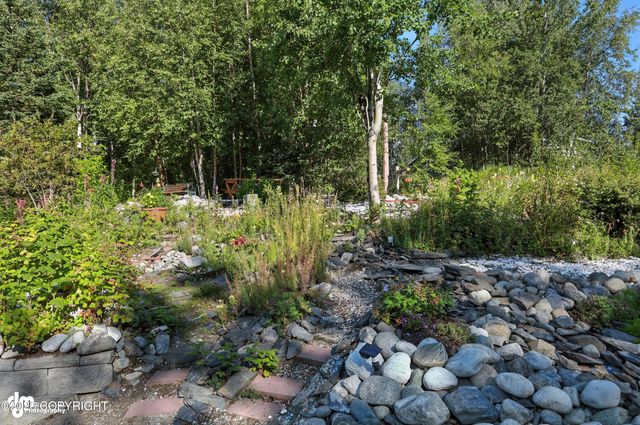 2900 N Barrys Resort Drive, Wasilla, AK 99654