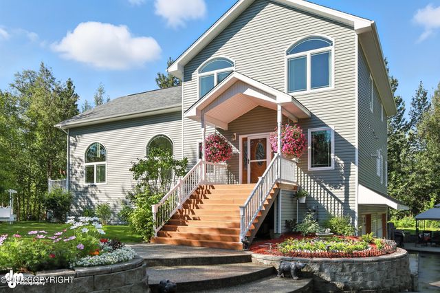 2900 N Barrys Resort Drive, Wasilla, AK 99654