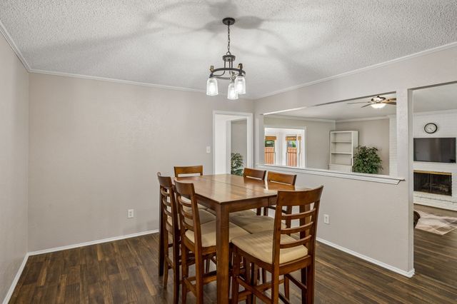 1820 Auburn Drive, Richardson, TX 75081