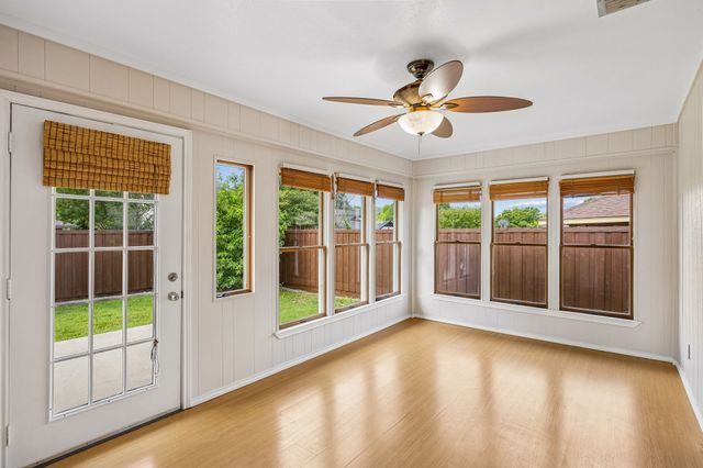 1820 Auburn Drive, Richardson, TX 75081