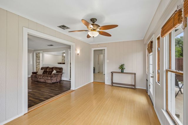 1820 Auburn Drive, Richardson, TX 75081