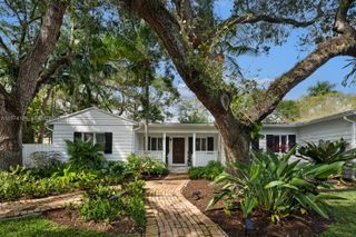 4190 Braganza Ave, Miami, FL 33133