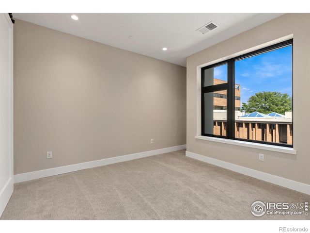 205 E 6th Street 305, Loveland, CO 80537